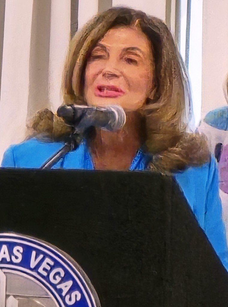 Las Vegas City Mayor Shelley Berkley was kind  enough to appear as the keynote speaker and regaled the crowd with her anecdotes and personal take on  art itself.